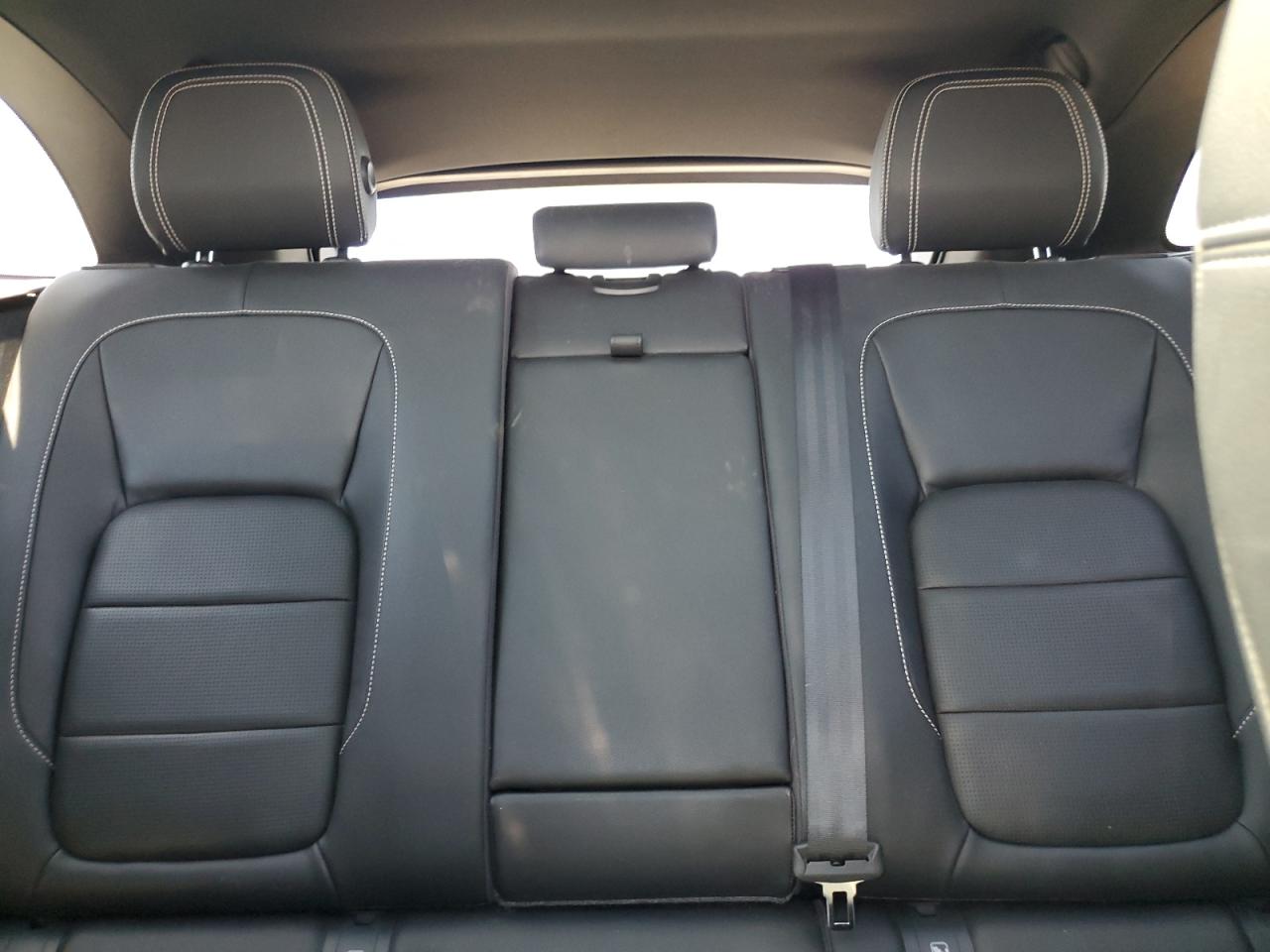 SADCL2FN6JA275522 2018 Jaguar F-Pace R - Sport