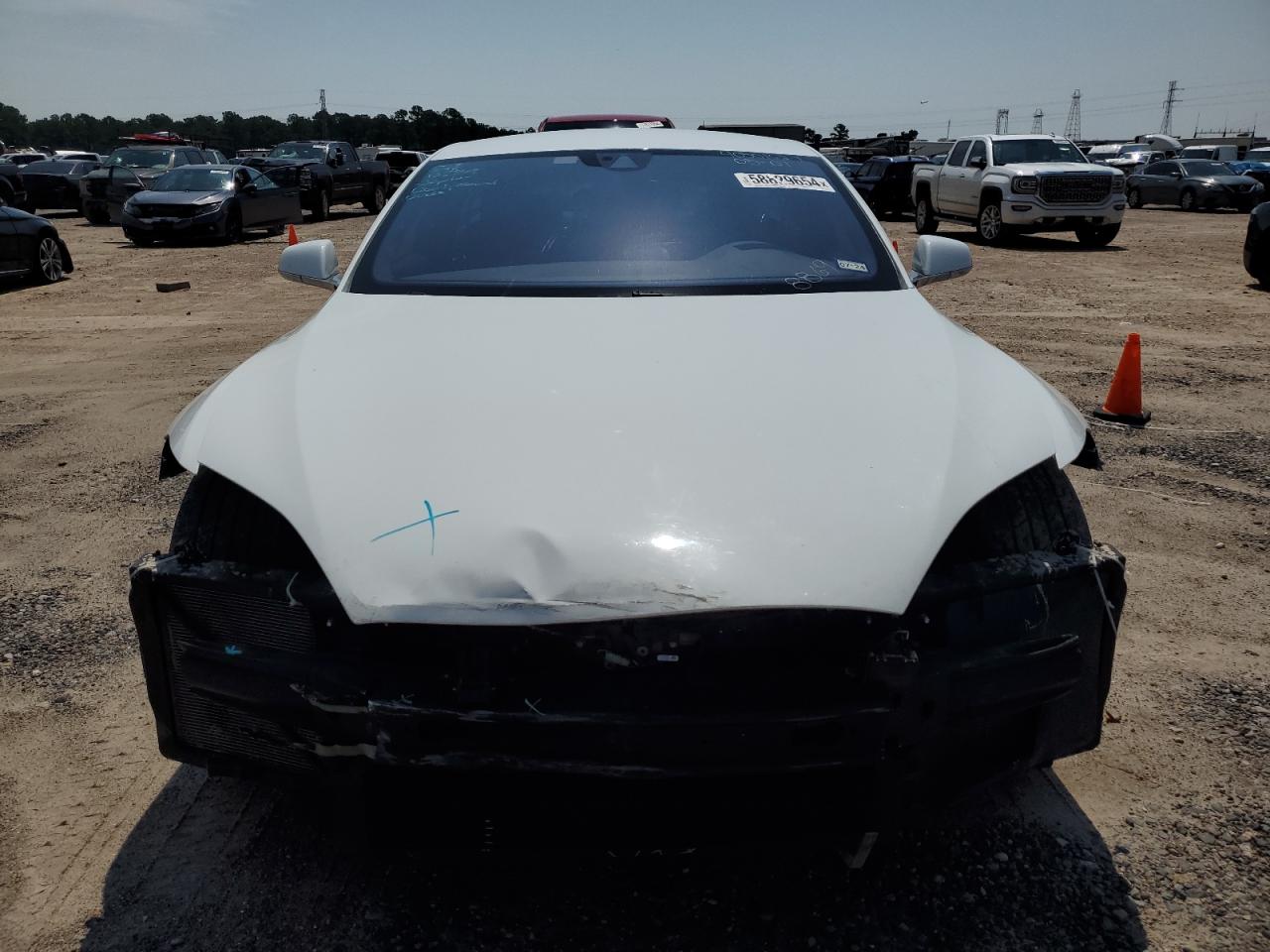 2016 Tesla Model S vin: 5YJSA1E1XGF158869