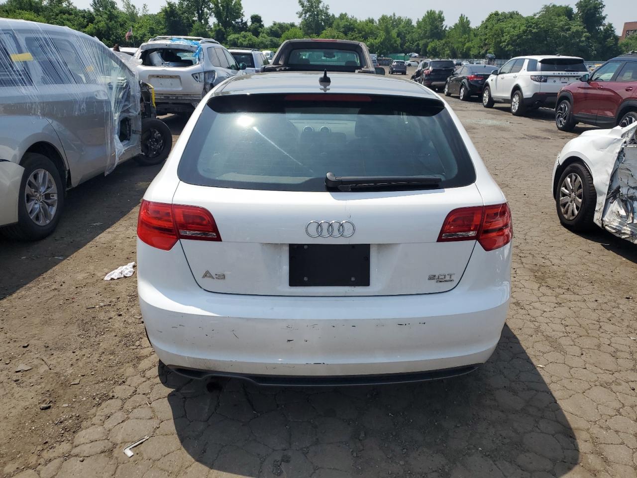 WAUMFAFM4AA017182 2010 Audi A3 Premium Plus