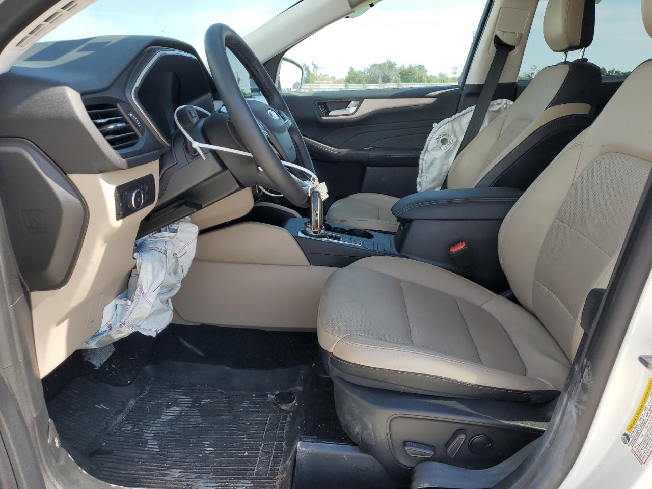 1FMCU0H67NUB38561 2022 Ford Escape Sel