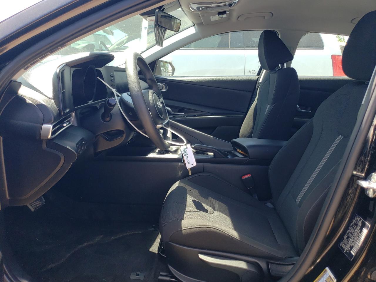 KMHLL4AG8NU357963 2022 Hyundai Elantra Se