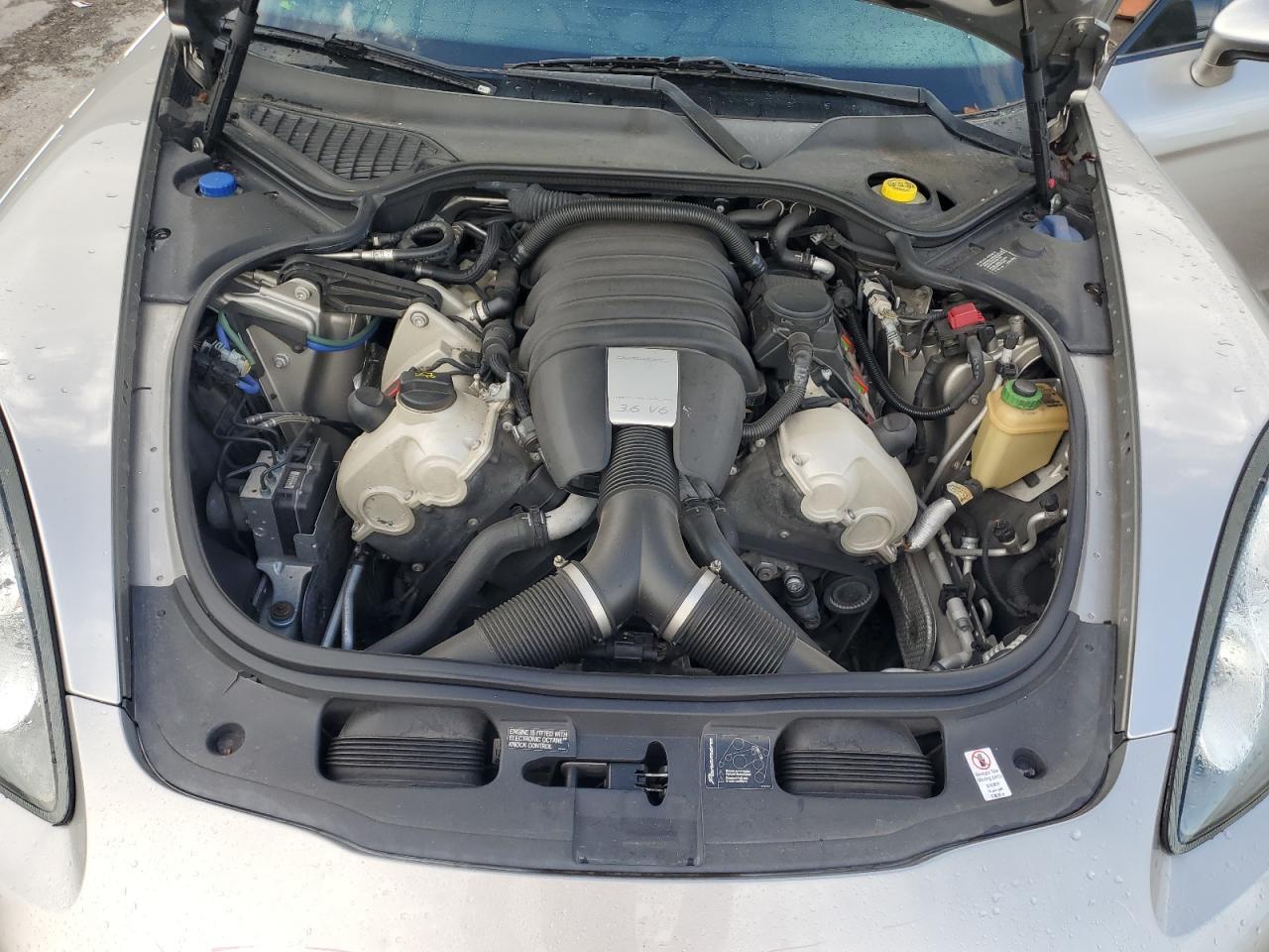 WP0AA2A76BL011272 2011 Porsche Panamera 2