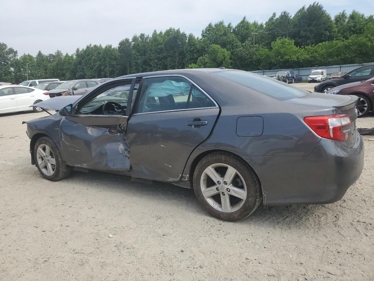 4T1BF1FK3EU350952 2014 Toyota Camry L