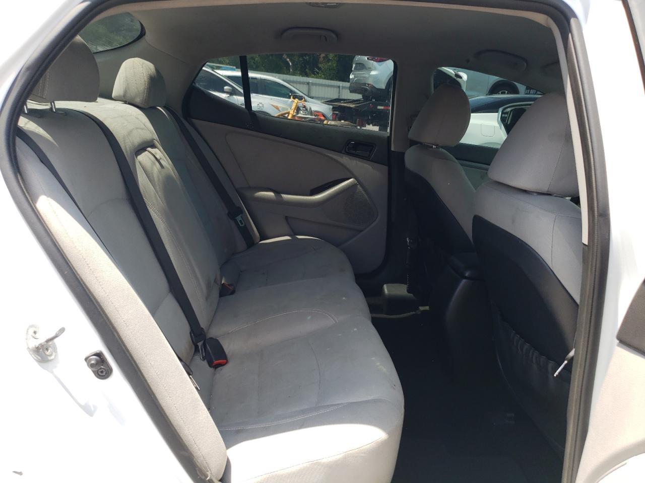 5XXGM4A75EG265170 2014 Kia Optima Lx