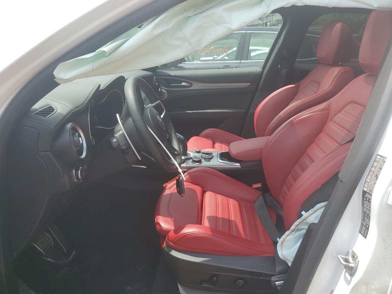 ZASPAKBN9N7D47476 2022 Alfa Romeo Stelvio Ti