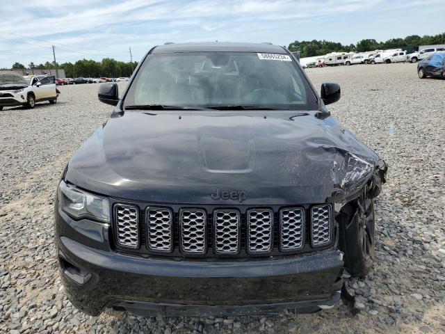 VIN 1C4RJEAG1JC304550 2018 Jeep Grand Cherokee, Laredo no.5