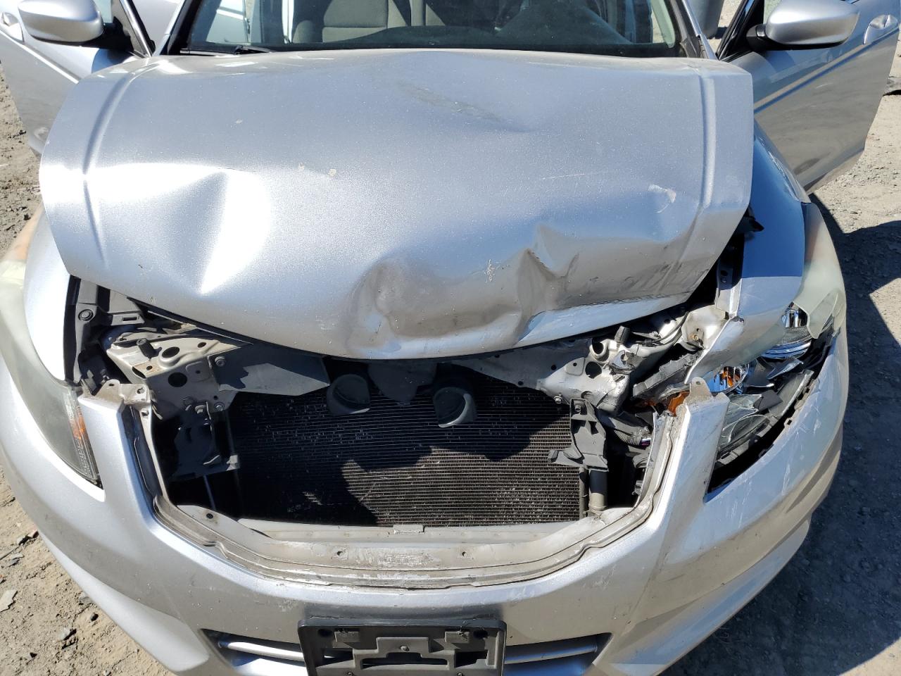 1HGCP2F7XBA090622 2011 Honda Accord Ex