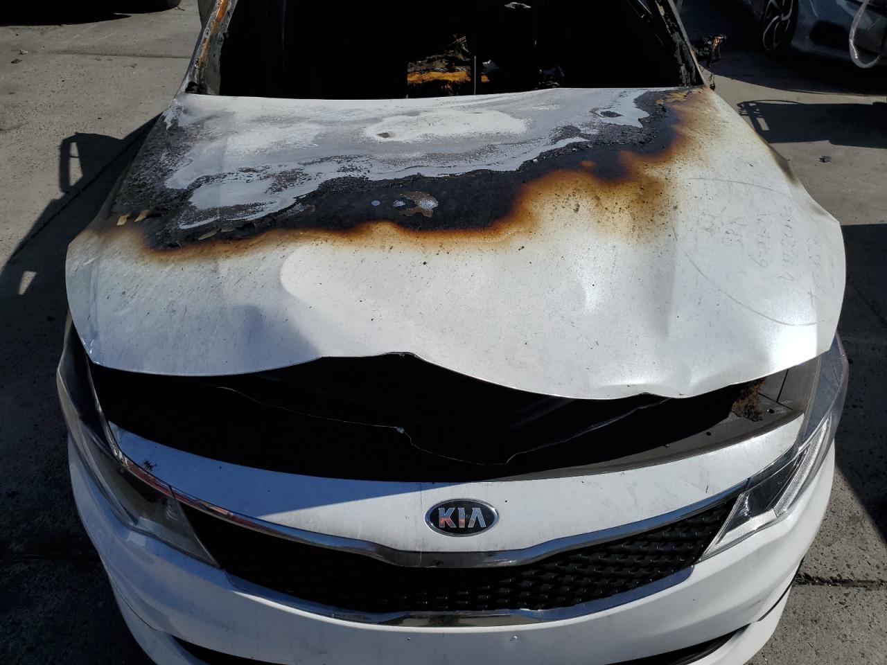 5XXGT4L38JG272086 2018 Kia Optima Lx