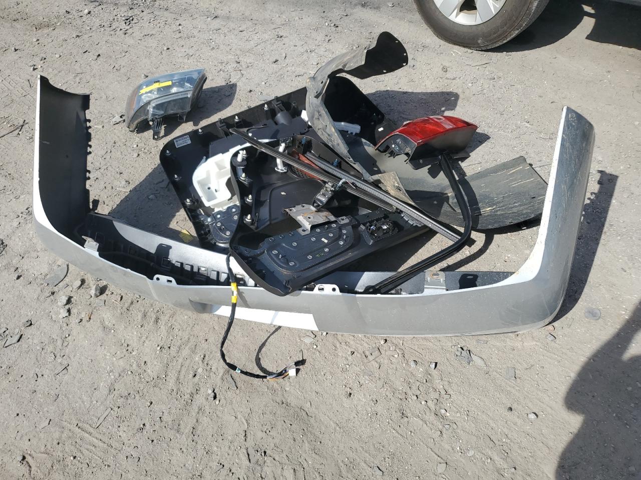 1GNSCBE04DR248748 2013 Chevrolet Tahoe C1500 Lt