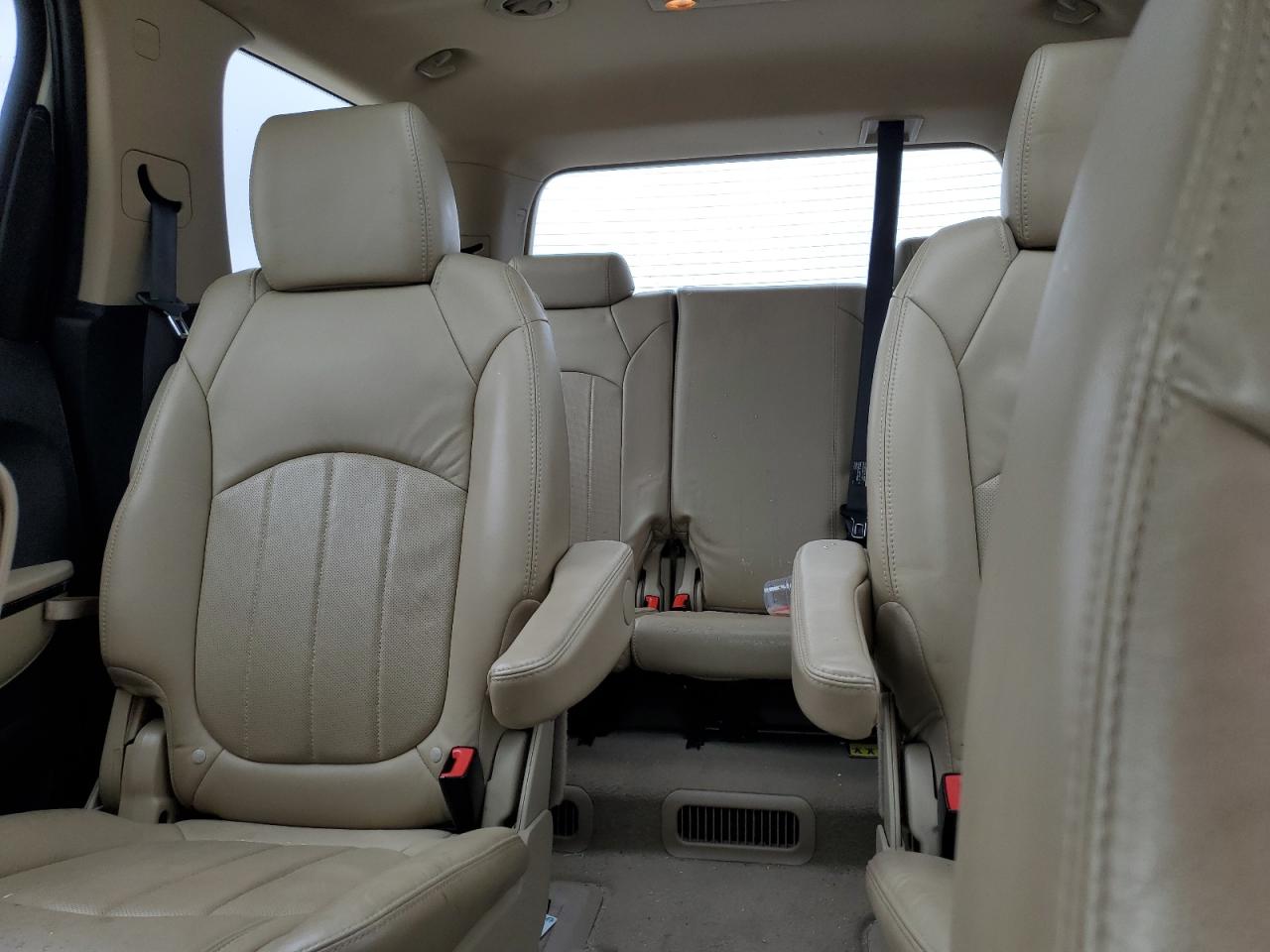 1GKKVTED0BJ232185 2011 GMC Acadia Denali