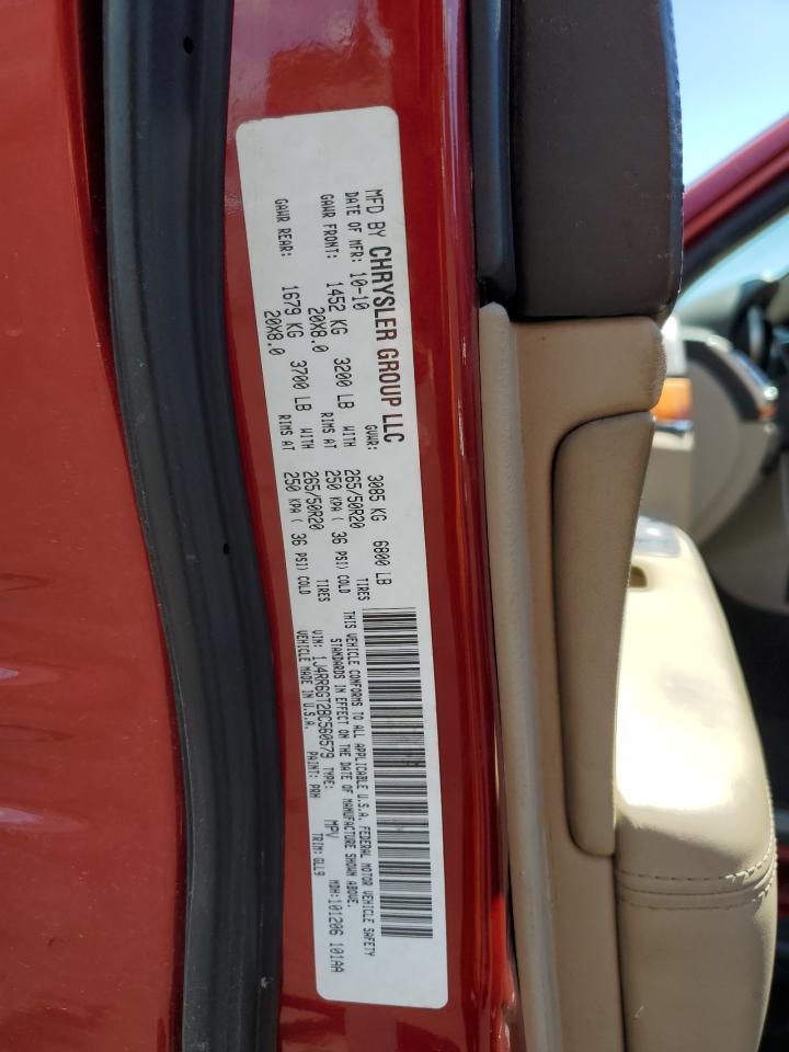 1J4RR6GT2BC560579 2011 Jeep Grand Cherokee Overland