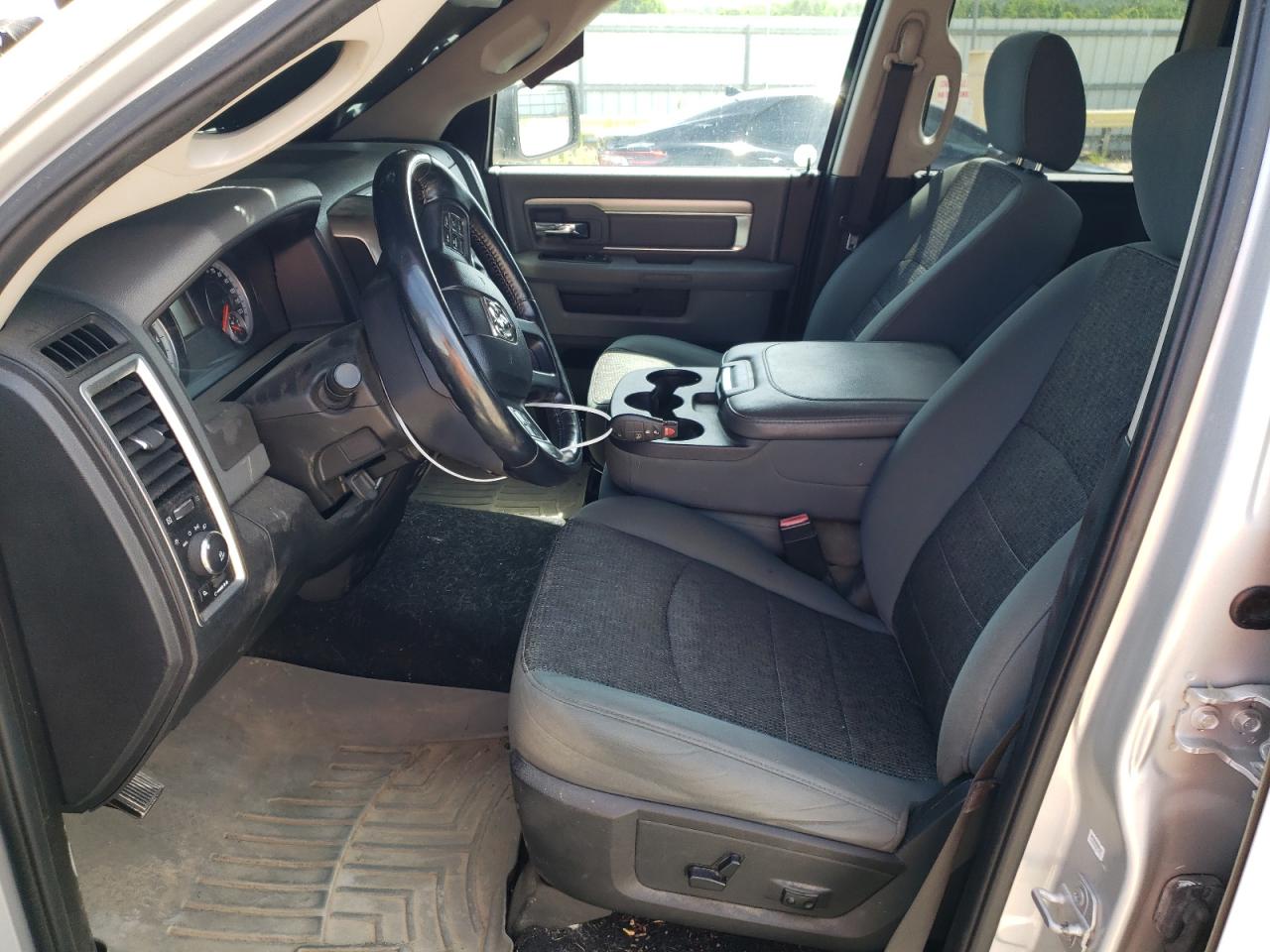 1C6RR7GT2ES468725 2014 Ram 1500 Slt