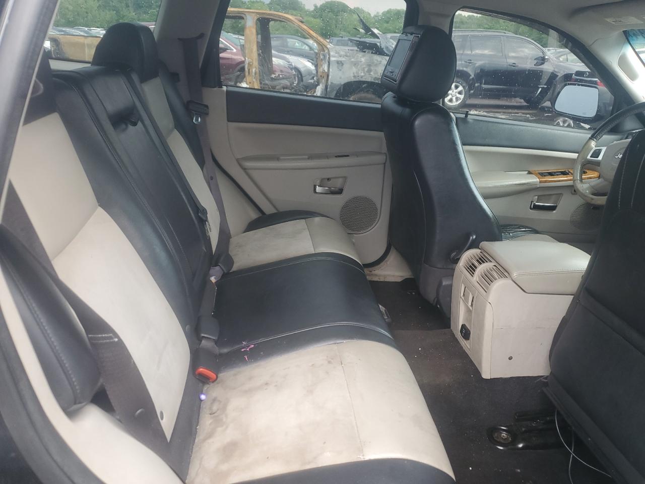 1J4PR5GK4AC116109 2010 Jeep Grand Cherokee Limited