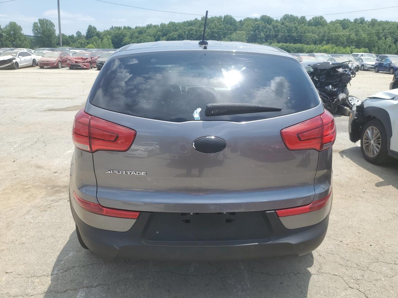 KNDPBCAC9F7683741 2015 Kia Sportage Lx