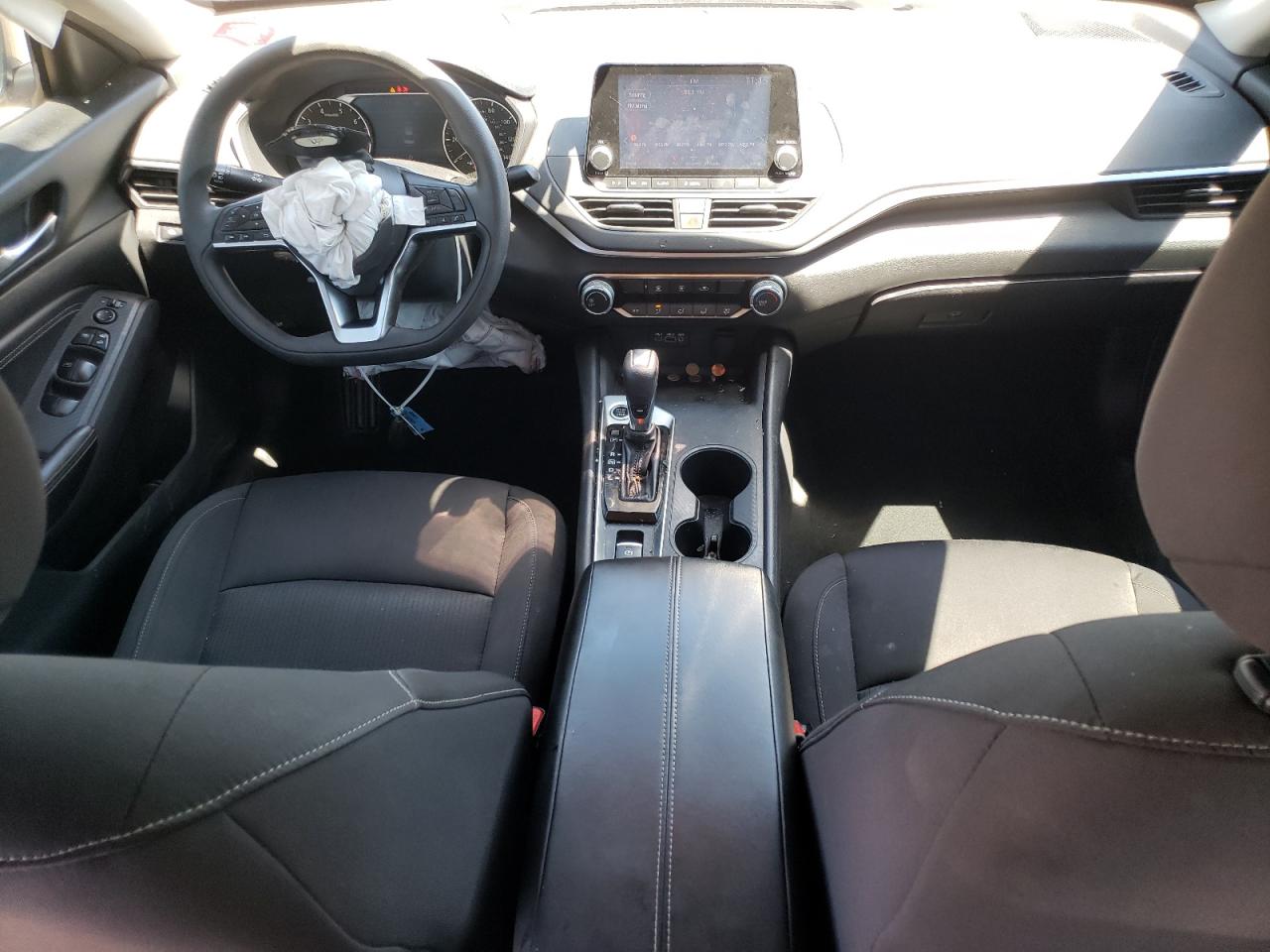 1N4BL4BW3LN316563 2020 Nissan Altima S 1N4BL4BW3LN316563 2020 Nissan Altima S