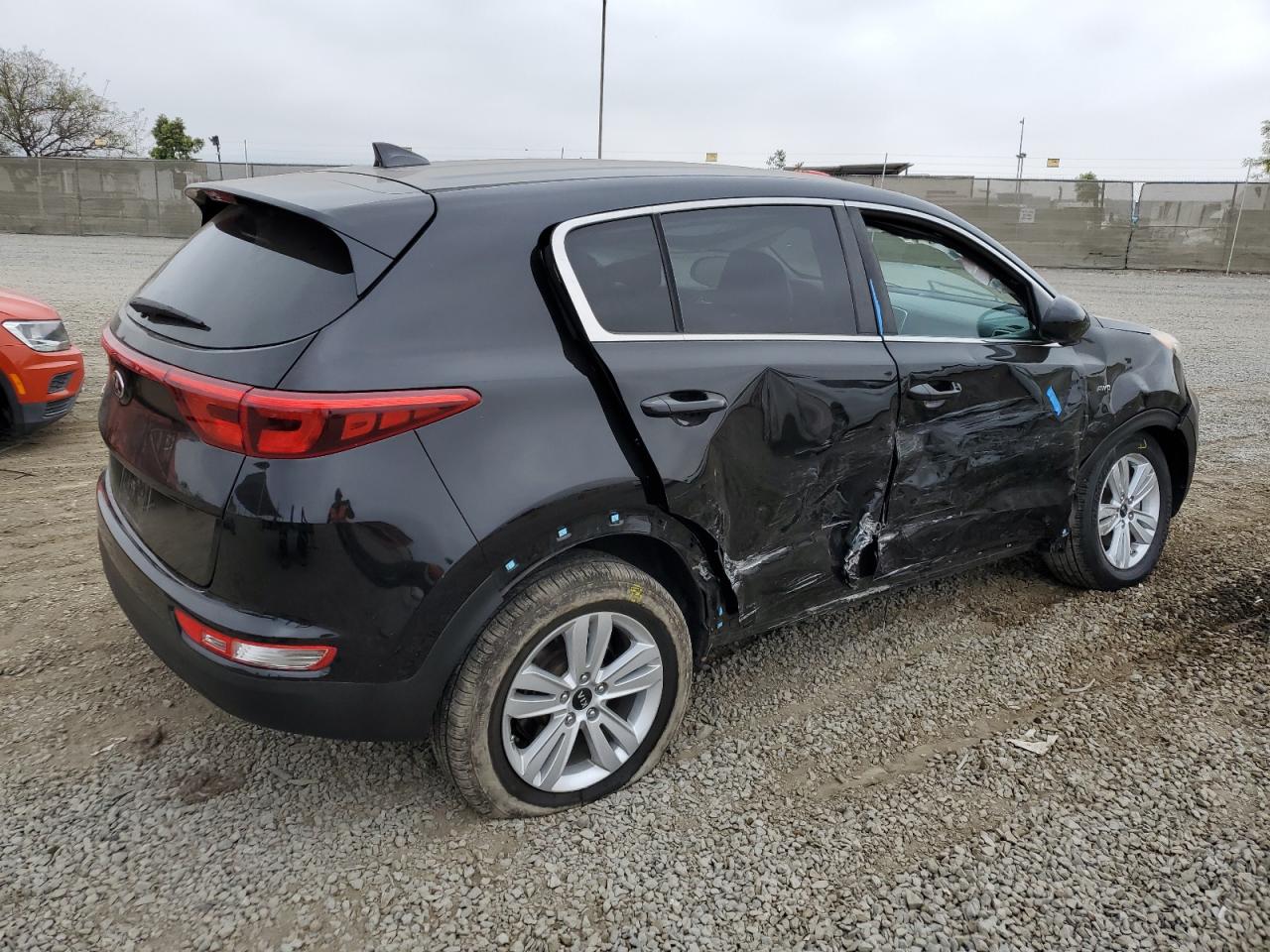 2018 Kia Sportage Lx vin: KNDPMCAC0J7341307