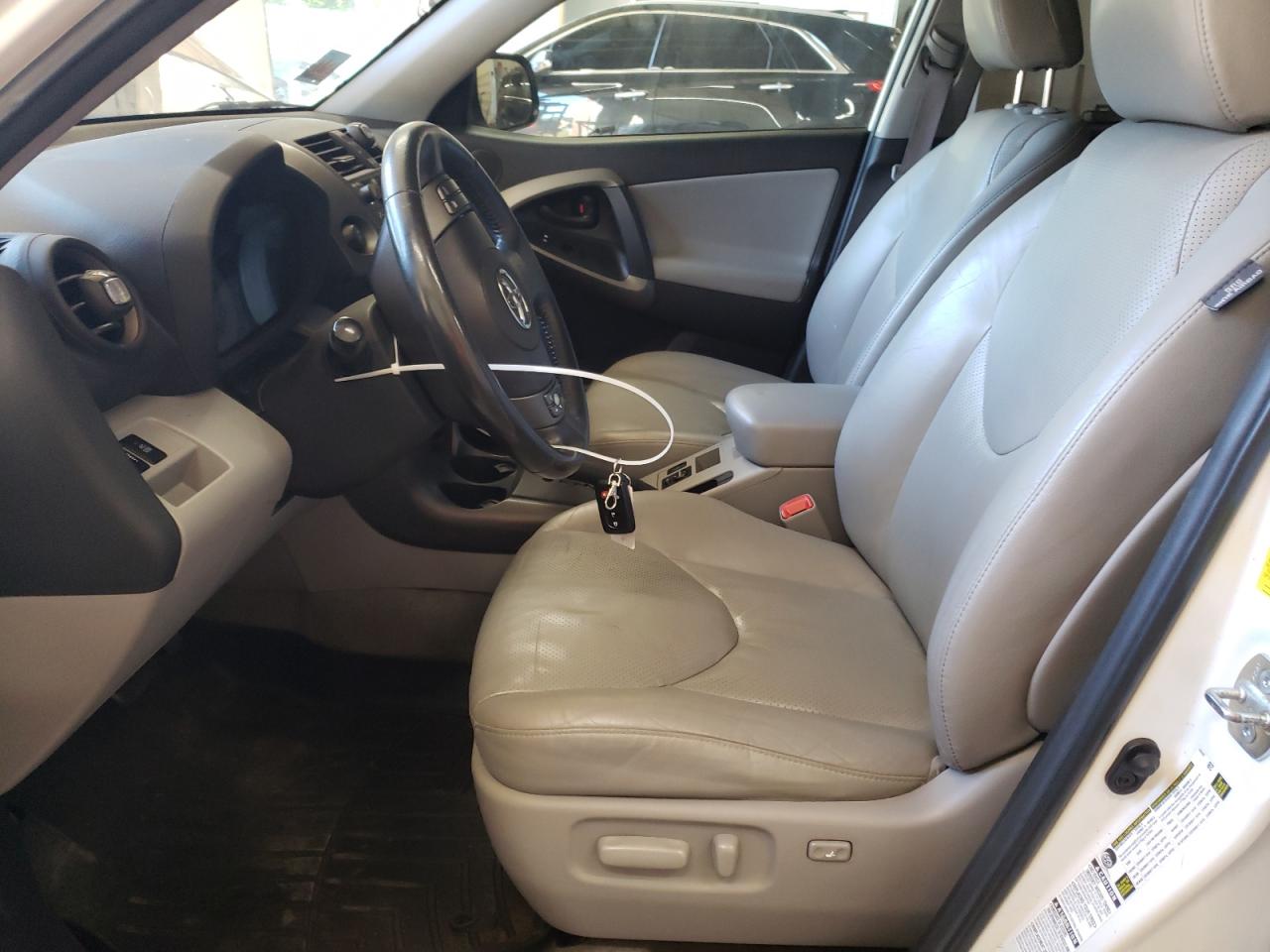 2T3DF4DV2AW073767 2010 Toyota Rav4 Limited