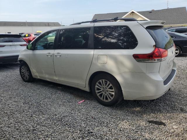 2011 Toyota Sienna Xle VIN: 5TDYK3DC2BS121857 Lot: 58726444