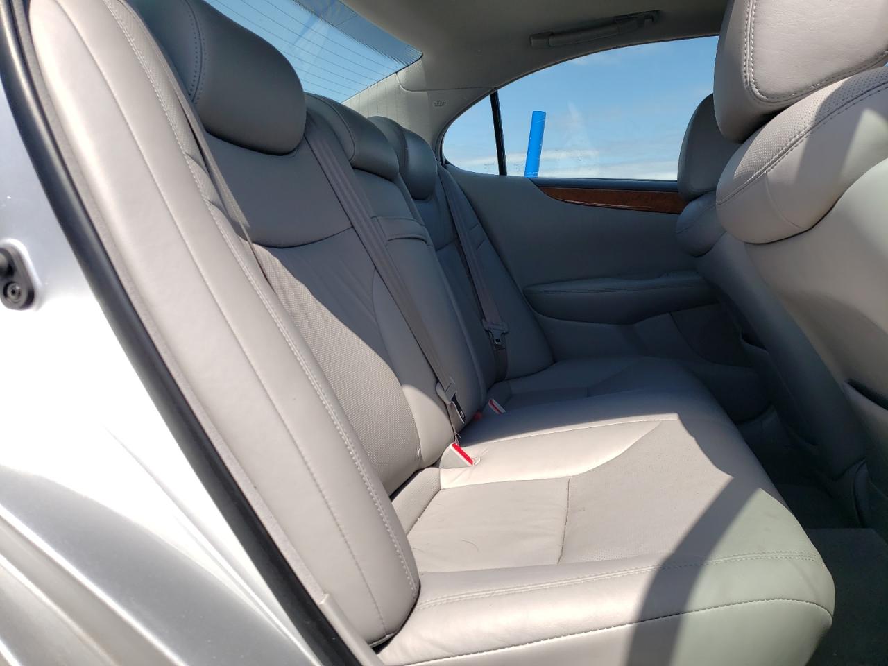 JTHBA30G055136108 2005 Lexus Es 330