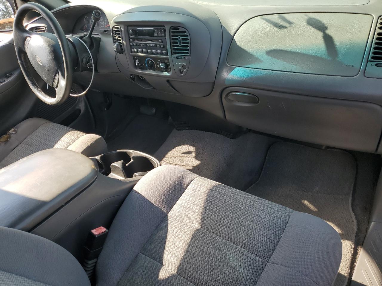 2FTRX17222CA19564 2002 Ford F150