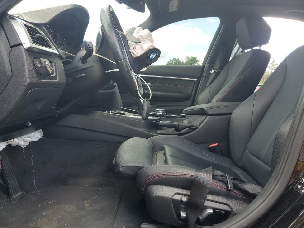 WBA8D9G57HNU59082 2017 BMW 330 Xi