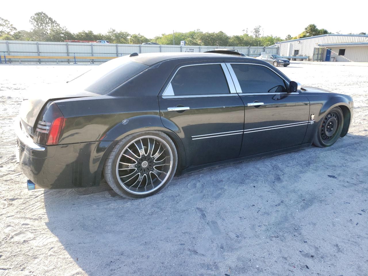 2C3LA63H46H170224 2006 Chrysler 300C