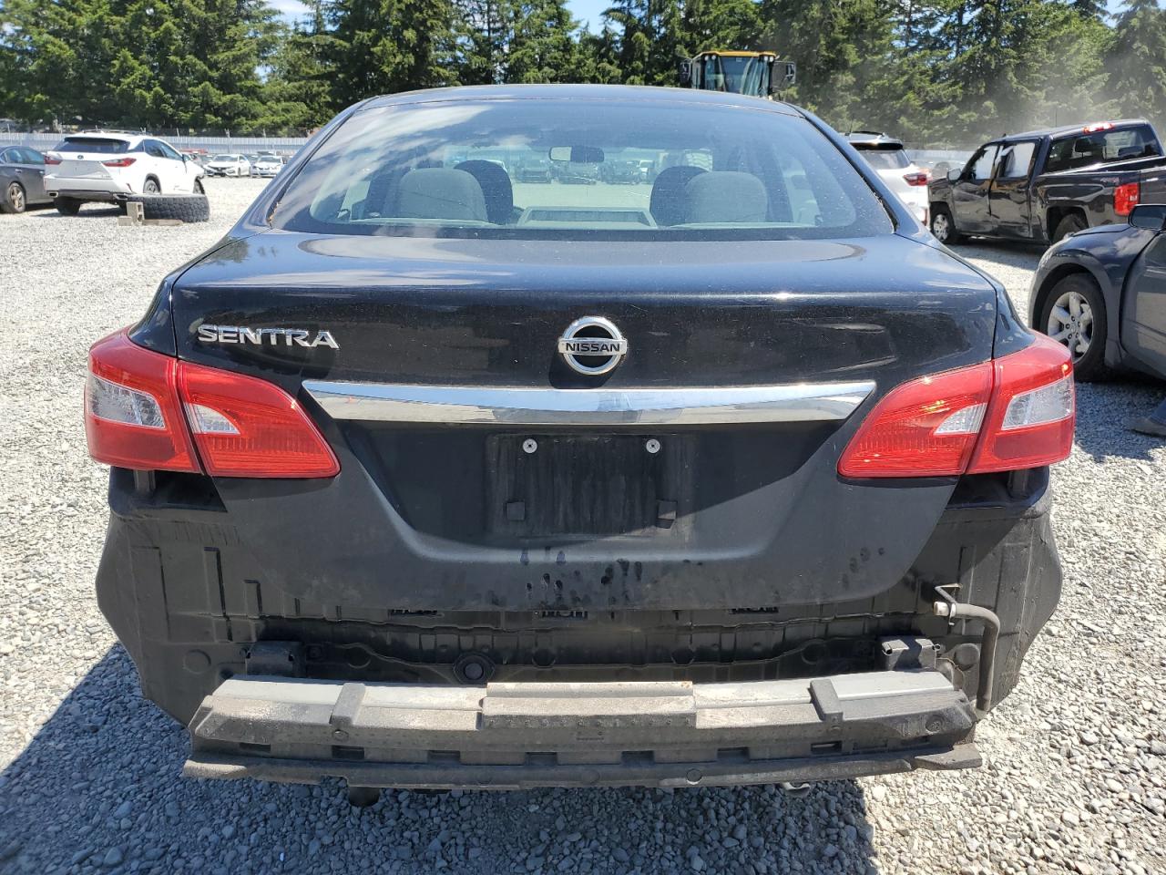 3N1AB7AP8JY288749 2018 Nissan Sentra S