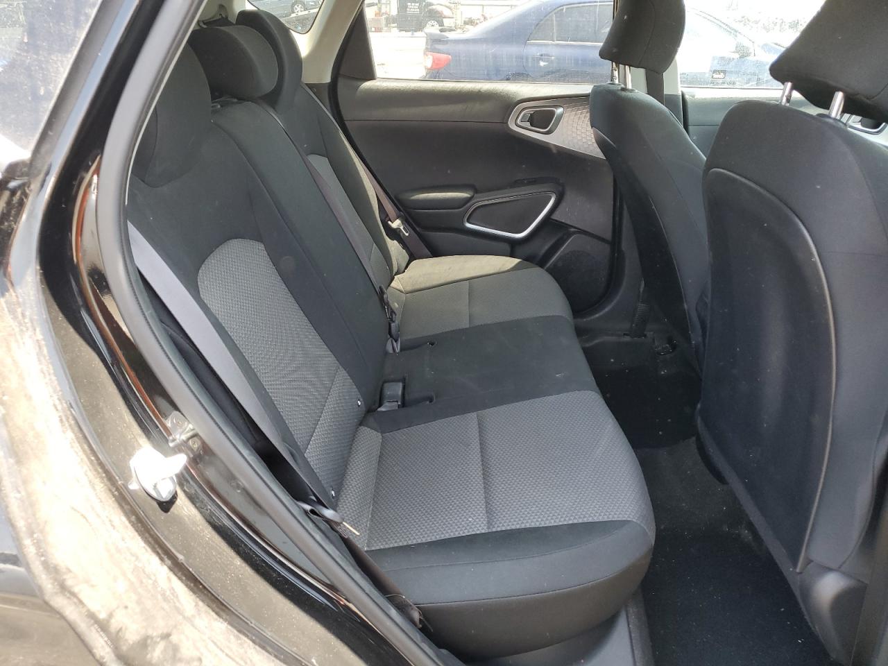 KNDJ23AU9L7700645 2020 Kia Soul Lx