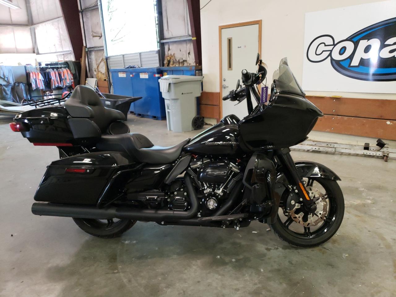 Harley Davidson FLTRK / Road Glide Limited 2021 