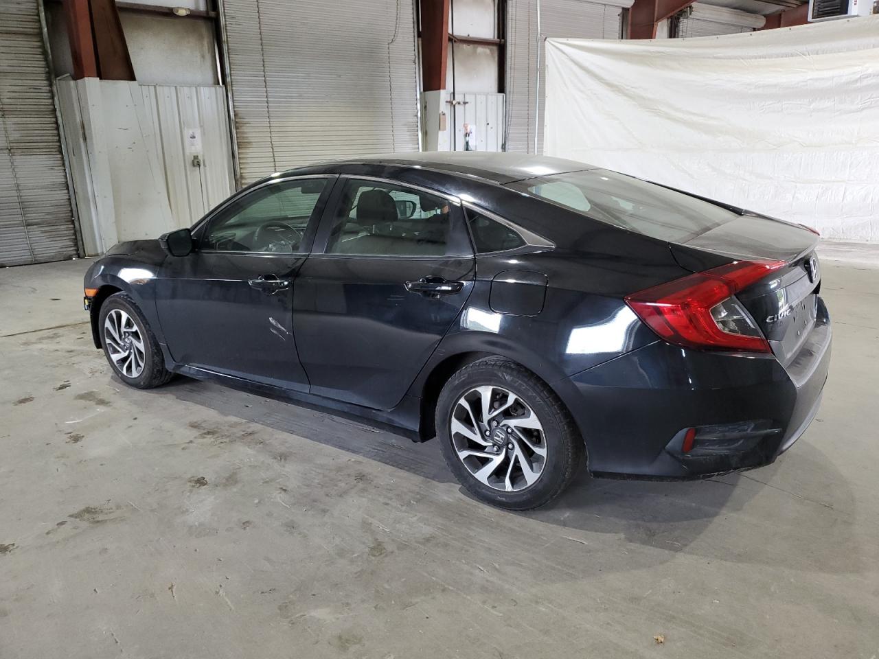 19XFC2F79GE225858 2016 Honda Civic Ex 19XFC2F79GE225858 2016 Honda Civic Ex