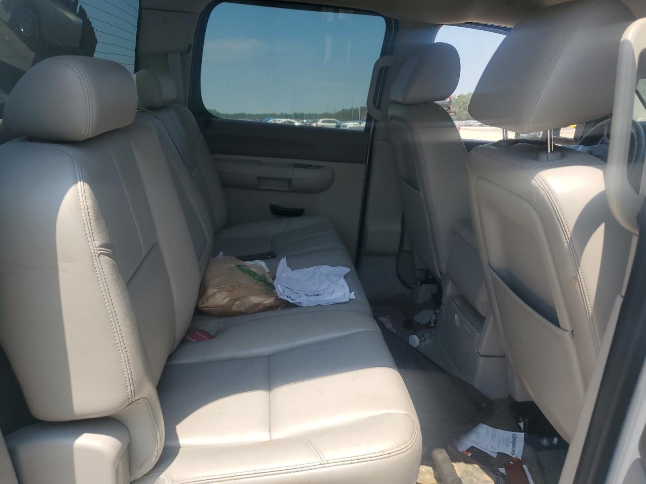 1GT120CG8BF263053 2011 GMC Sierra K2500 Sle