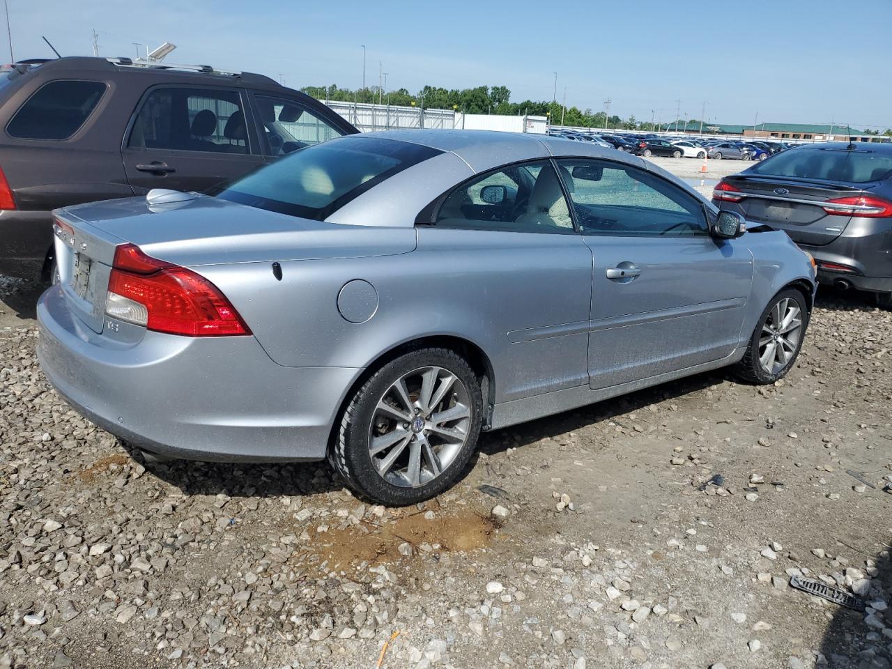 2012 Volvo C70 T5 vin: YV1672MC2CJ130702