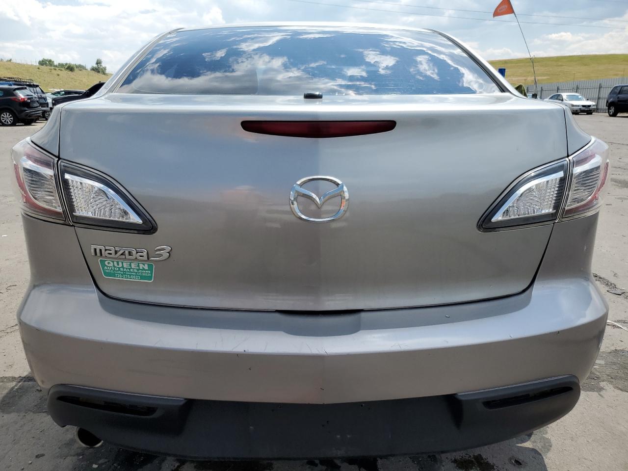 JM1BL1VG0B1355520 2011 Mazda 3 I