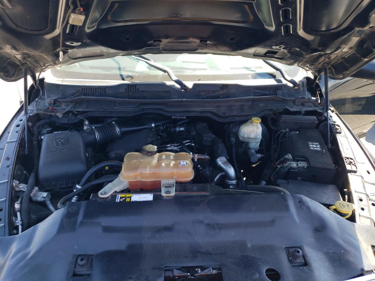 1C6RR7PM5FS643883 2015 Ram 1500 Longhorn