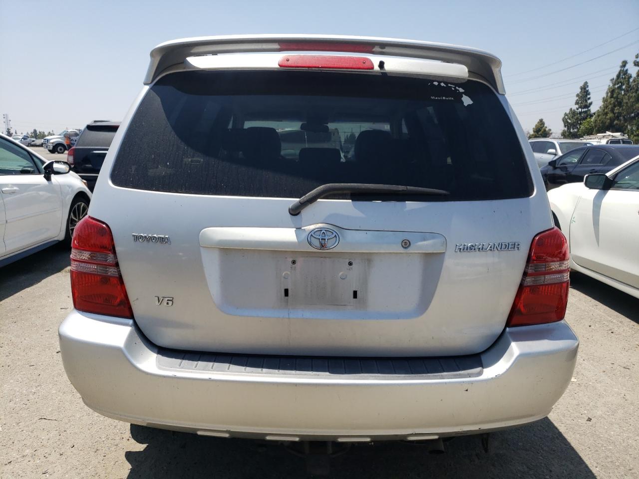 JTEGF21A220067438 2002 Toyota Highlander Limited