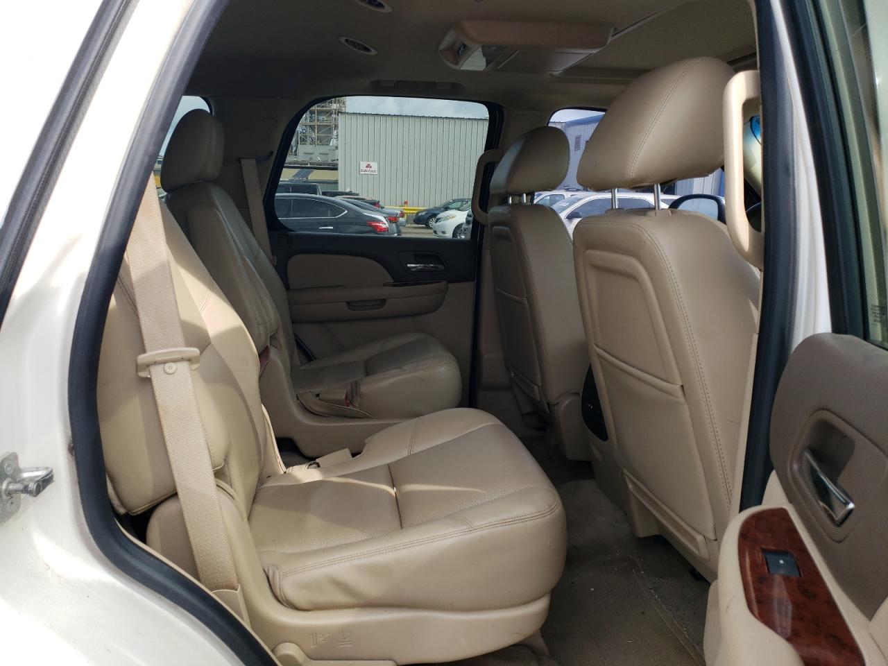 1GNSCCE02DR165051 2013 Chevrolet Tahoe C1500 Ltz