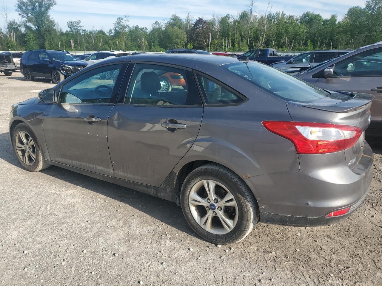 2012 Ford Focus Se vin: 1FAHP3F22CL327128