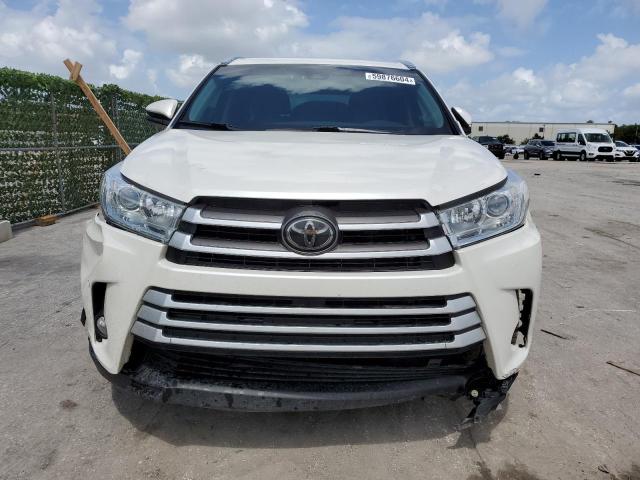 VIN 5TDKZRFHXKS556834 2019 Toyota Highlander, SE no.5