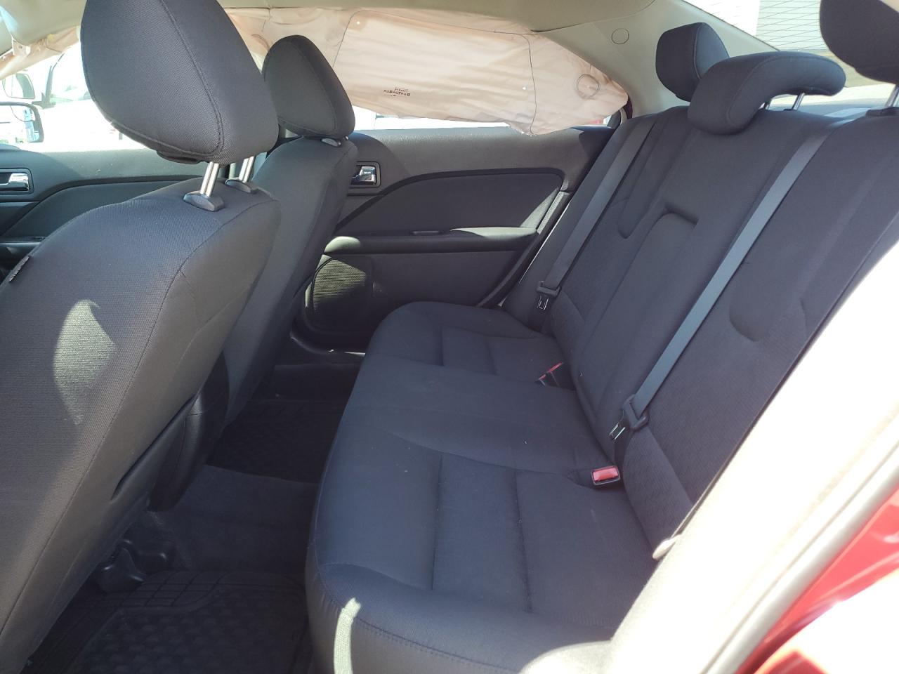 3FAHP0HA5BR126181 2011 Ford Fusion Se