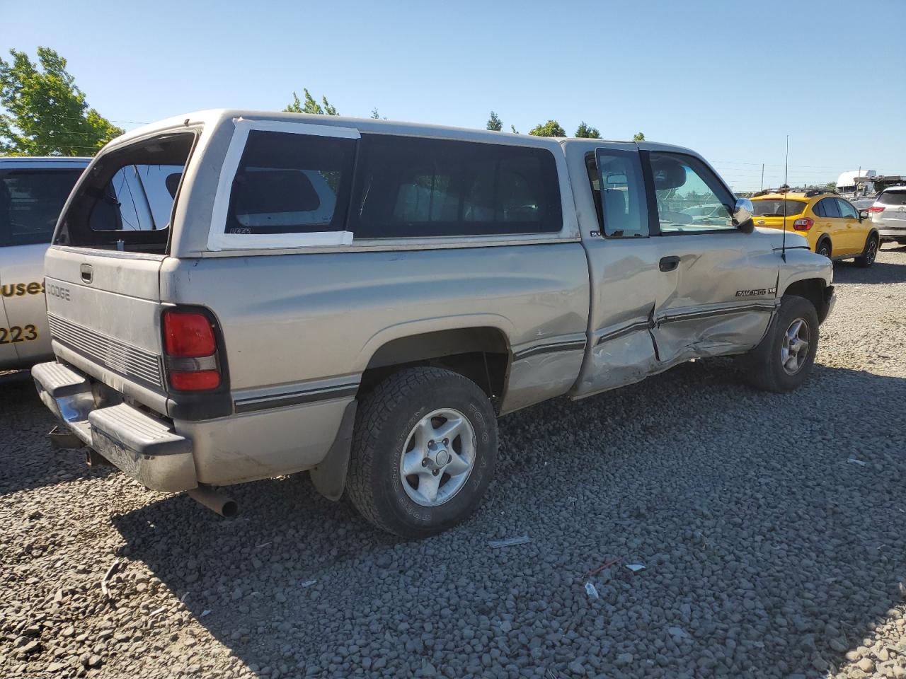 3B7HC13ZXTG140065 1996 Dodge Ram 1500