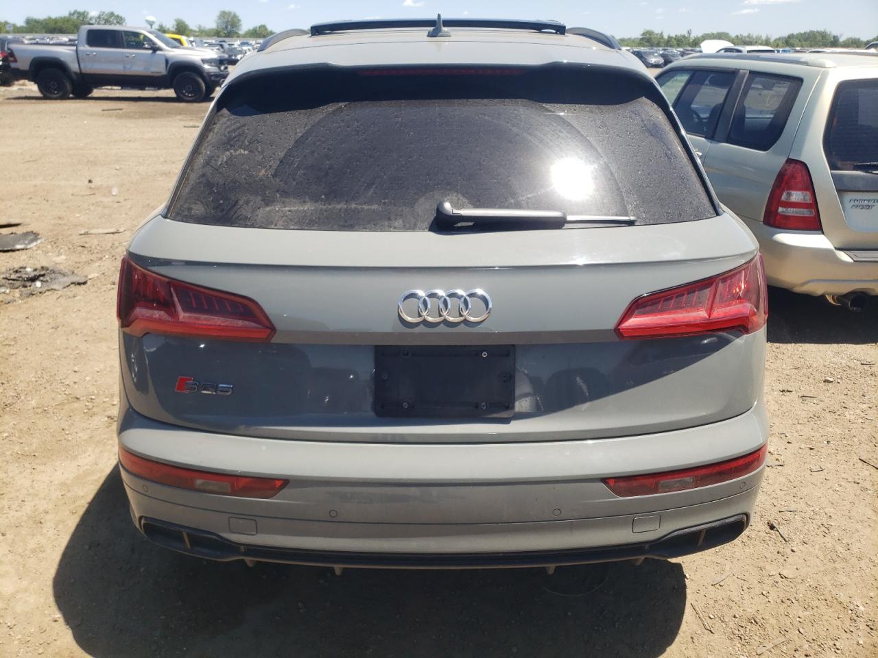 WA1B4AFY9K2075023 2019 Audi Sq5 Premium Plus