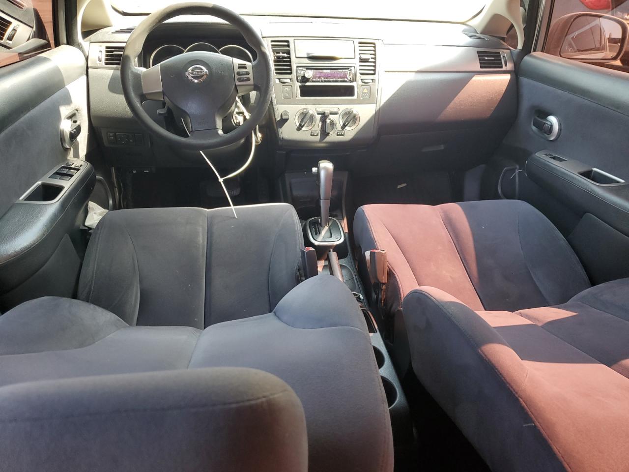 3N1BC13E68L413409 2008 Nissan Versa S