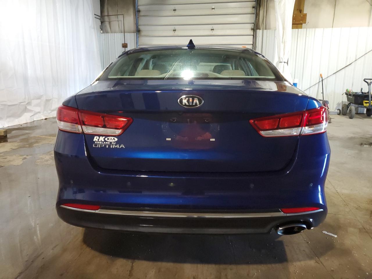 2018 Kia Optima Lx vin: 5XXGT4L30JG254603