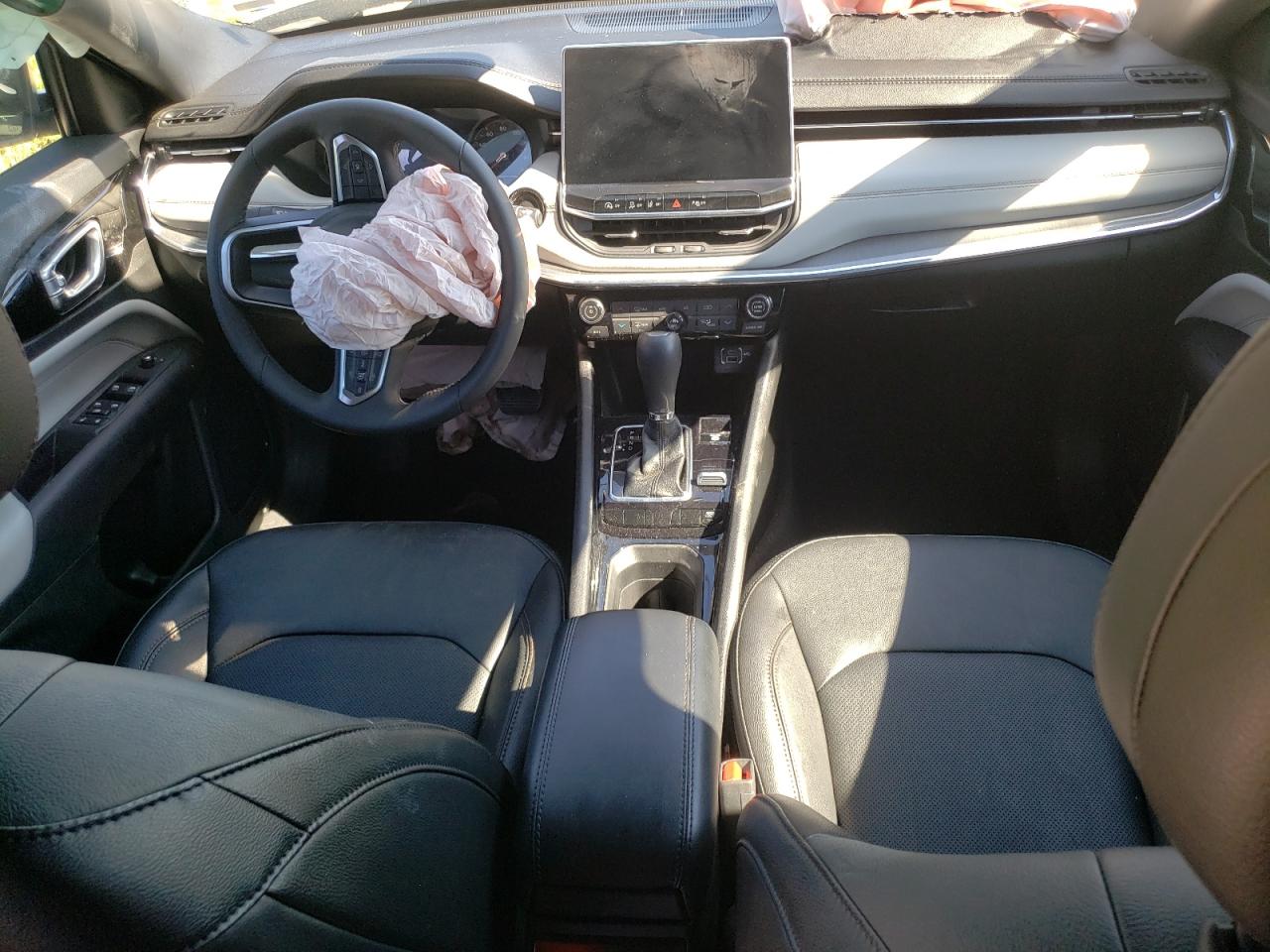 3C4NJDCN4PT567228 2023 Jeep Compass Limited