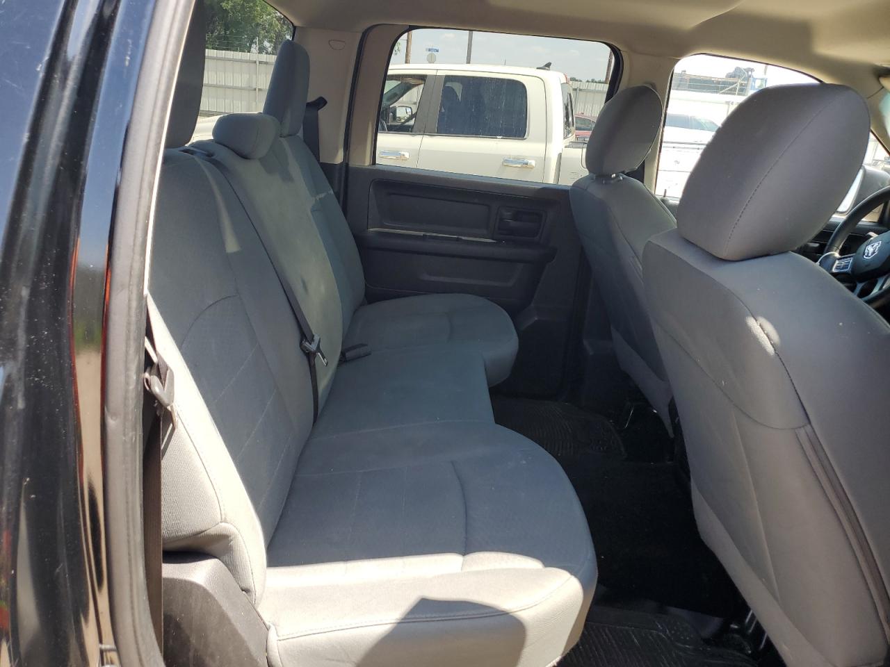 1C6RR7KT9FS545583 2015 Ram 1500 St