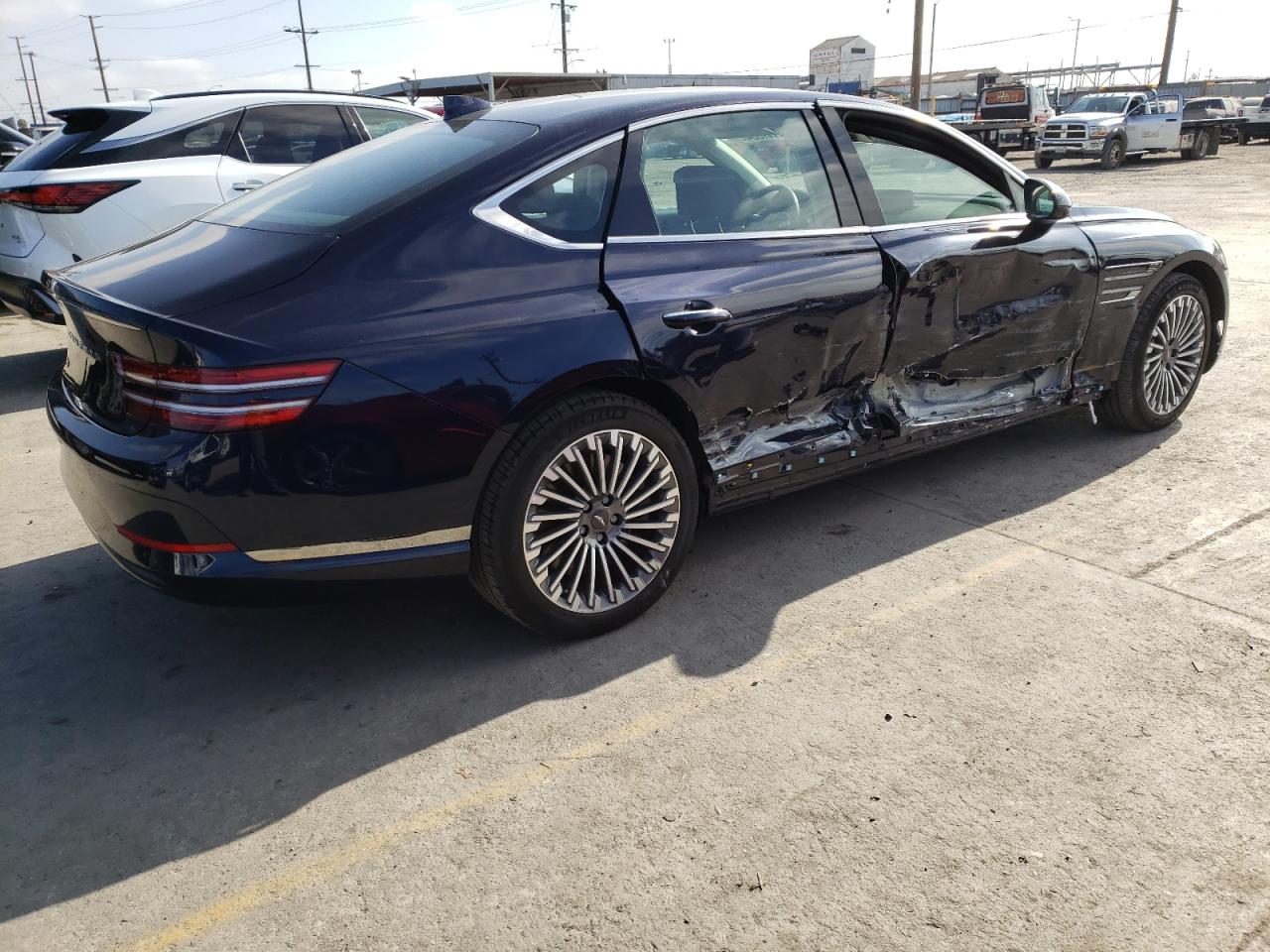 2023 Genesis G80 vin: KMTGE4S16PU005222