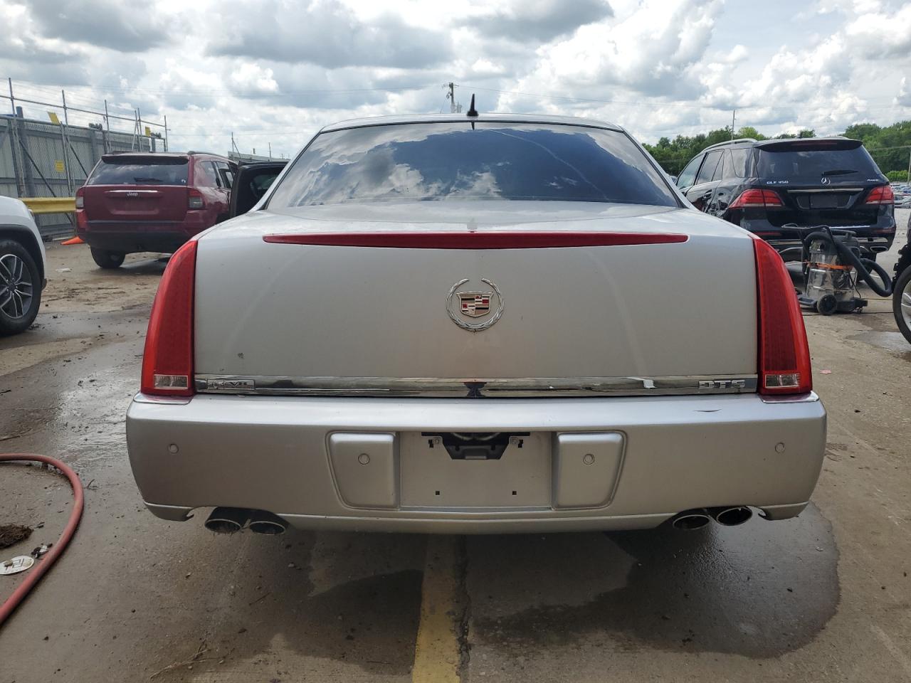 1G6KD57Y08U127697 2008 Cadillac Dts