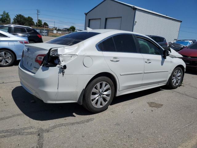 Седани SUBARU LEGACY 2017 Білий