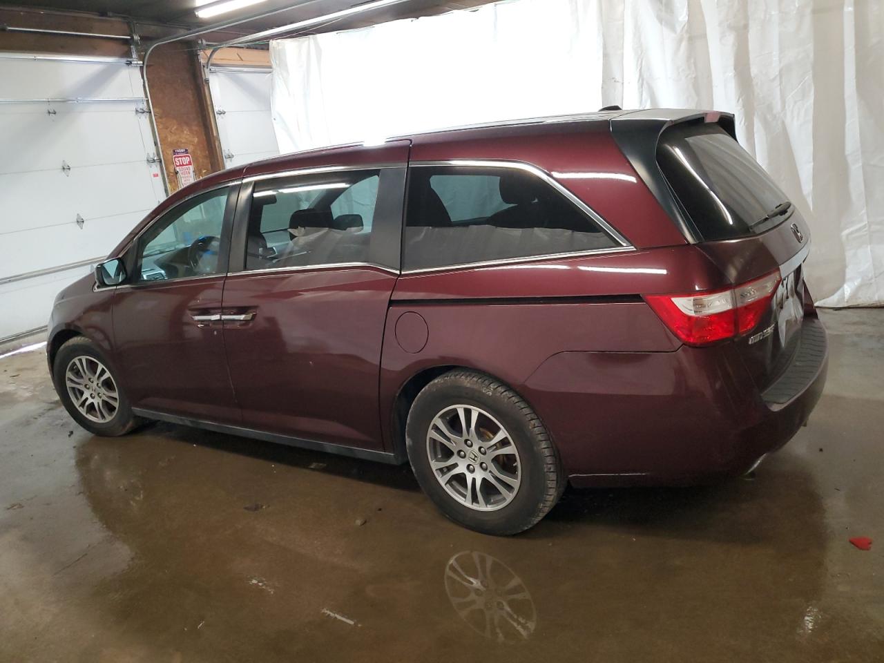 5FNRL5H68CB105153 2012 Honda Odyssey Exl