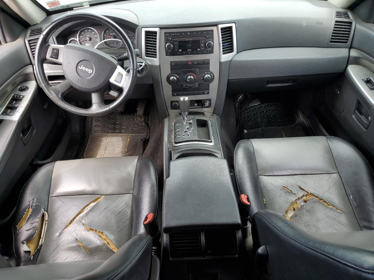 1J8GR48K08C227273 2008 Jeep Grand Cherokee Laredo